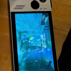 ROG Ally Z1 Extreme 1TB W/case 