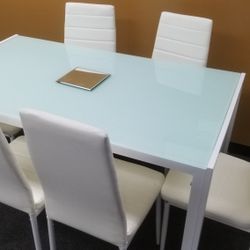 🚨DINING TABLE WITH 6 CHAIRS BRAND NEW 