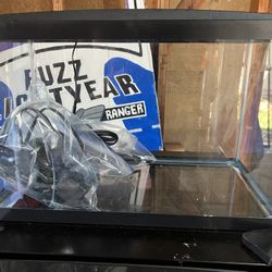 10-gallon Fish Tank w/ Starter Kit