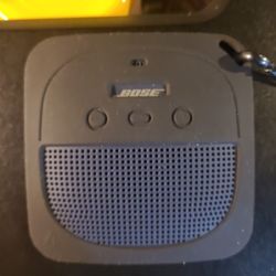 Bose SOUNDLINK SPEAKER WITH BLACK CASE