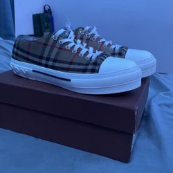 Burberry Men’s Shoes