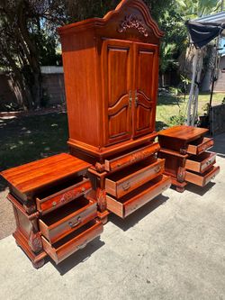 Dresser set