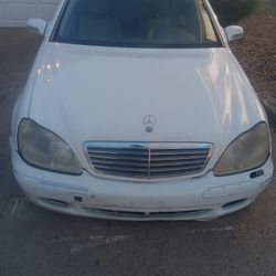 2000 Mercedes-Benz S-Class