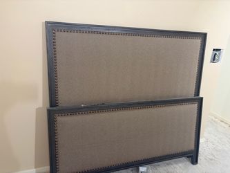Wesley Allen queen bed frame