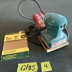 Makita BO4552 Finishing Sheet Sander 1.6 Amp Corded