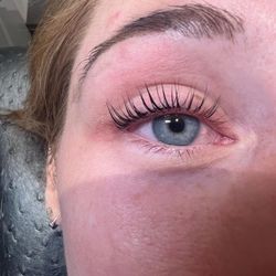 Lash Lift And Tint