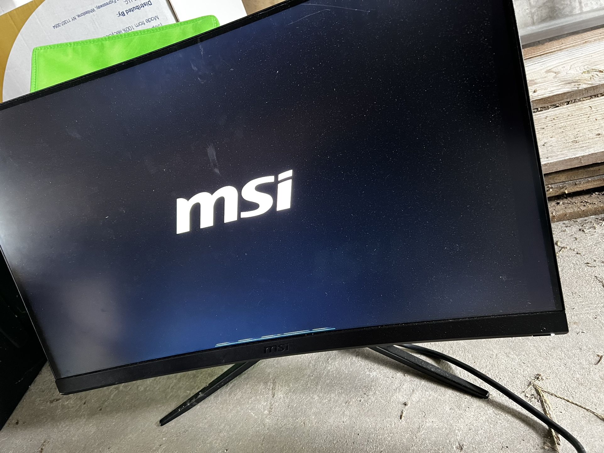 MSI Curvy Gaming Monitor 