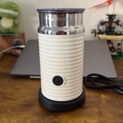 Nespresso Aeroccino 3 Milk Frother