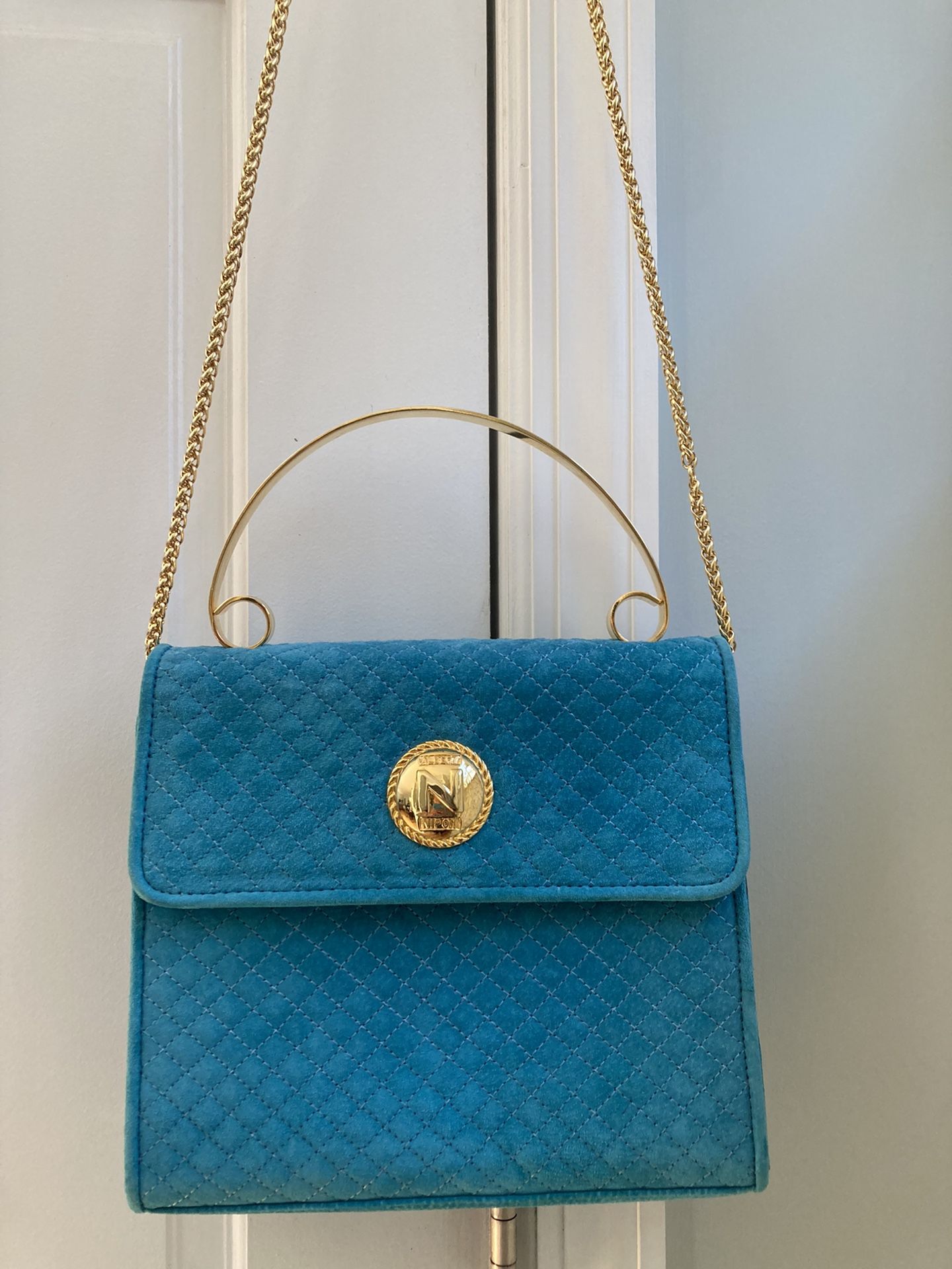 Stunning Albert Nipon Quited Turquoise Purse