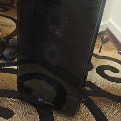 Need Gone! Custom PC (Still In Perfect Condition) Details In Description 