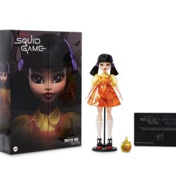 Monster High Skullector Squid Game Young-hee by Mattel.