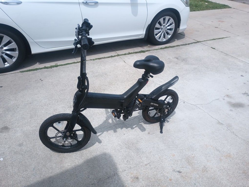 E BIKE LIKE NEW NO LESS NO NO