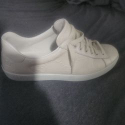 Gucci Size 9.5 $200