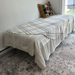 Twin Bed 