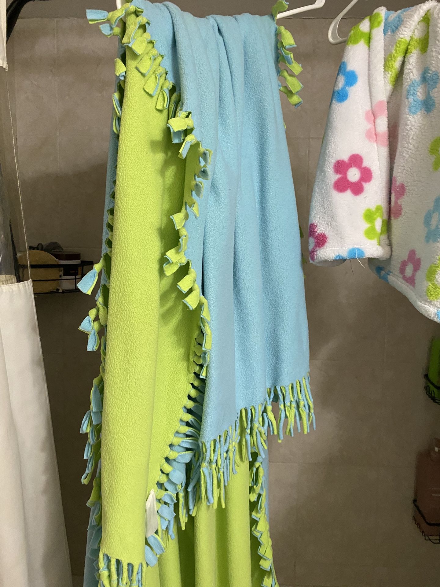 Ropa De Bebe Niño Y Sabanas Ropa Talla 6 A9 Meses Y Y 3y 6 Meses Baberos Una Suerita De 6 Meses Gris