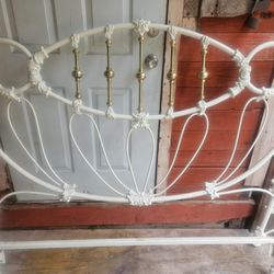Vintage Country French Iron And Metal Bed Frame