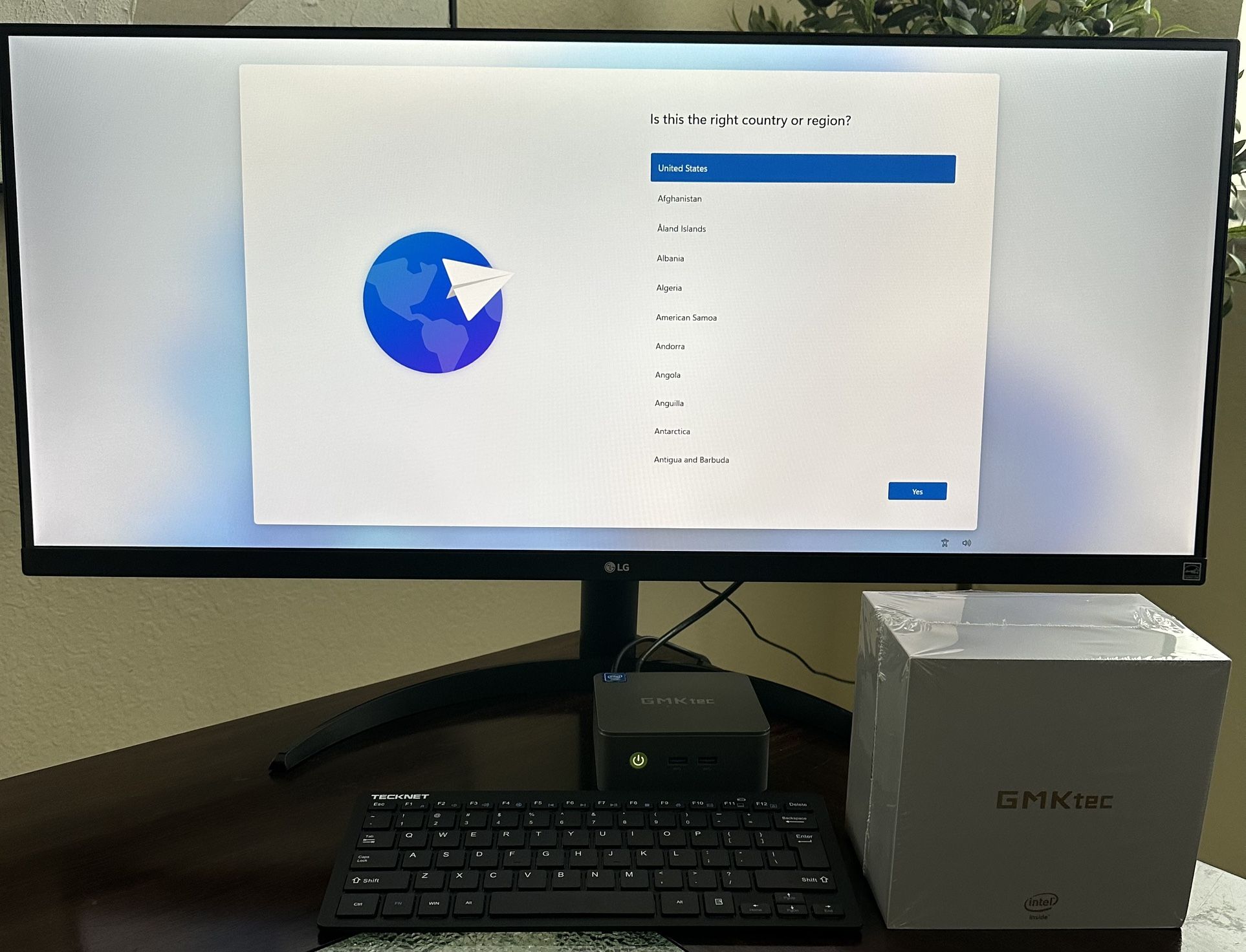 GMKtec Nucbox G3 plus Intel + LG Monitor 34 inch 