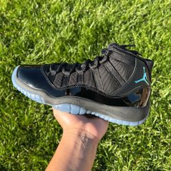Nike Air Jordan 11 Gamma Size 6Y