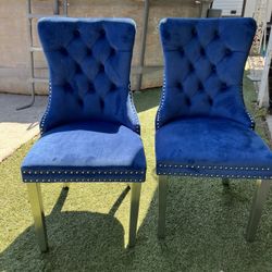 2 chairs