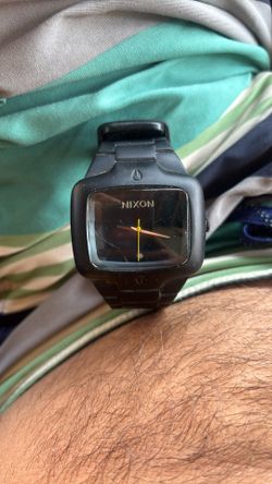 NIXON “the Rubber Player” Diamond In Face
