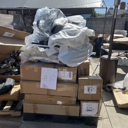 #10 Pallet of Harley Motorcycle Parts and Accessories for sale