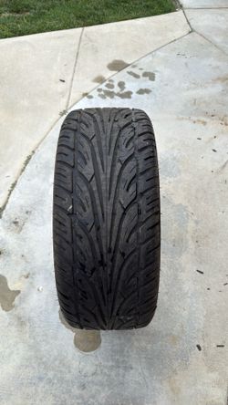DCENTI tire - 225/35ZR20/90W XL