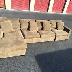 Comfy Nice Brown Sectional Couch 🔥