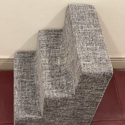  3-STEP FOAM PET STEPS w/Removable LINEN COVER - posted price is firm.