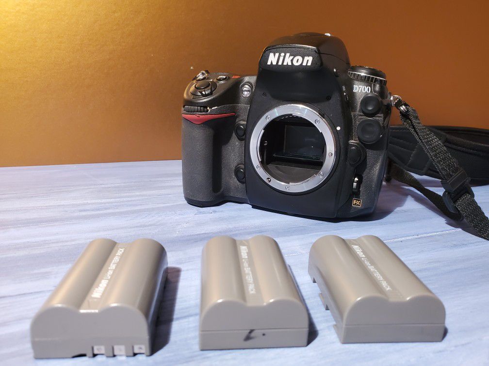 Nikon D700 camera body