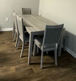 Dinning Table Set