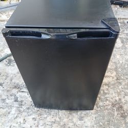 Refrigerator Pequeno