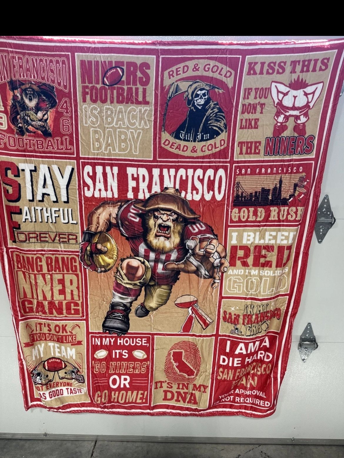 NFL San Francisco 49's Marque Light Weight Fleece Throw Blanket (50" X 60")