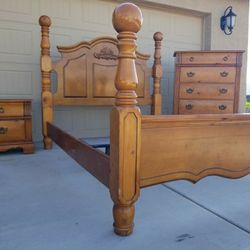 Queen Bedroom Set