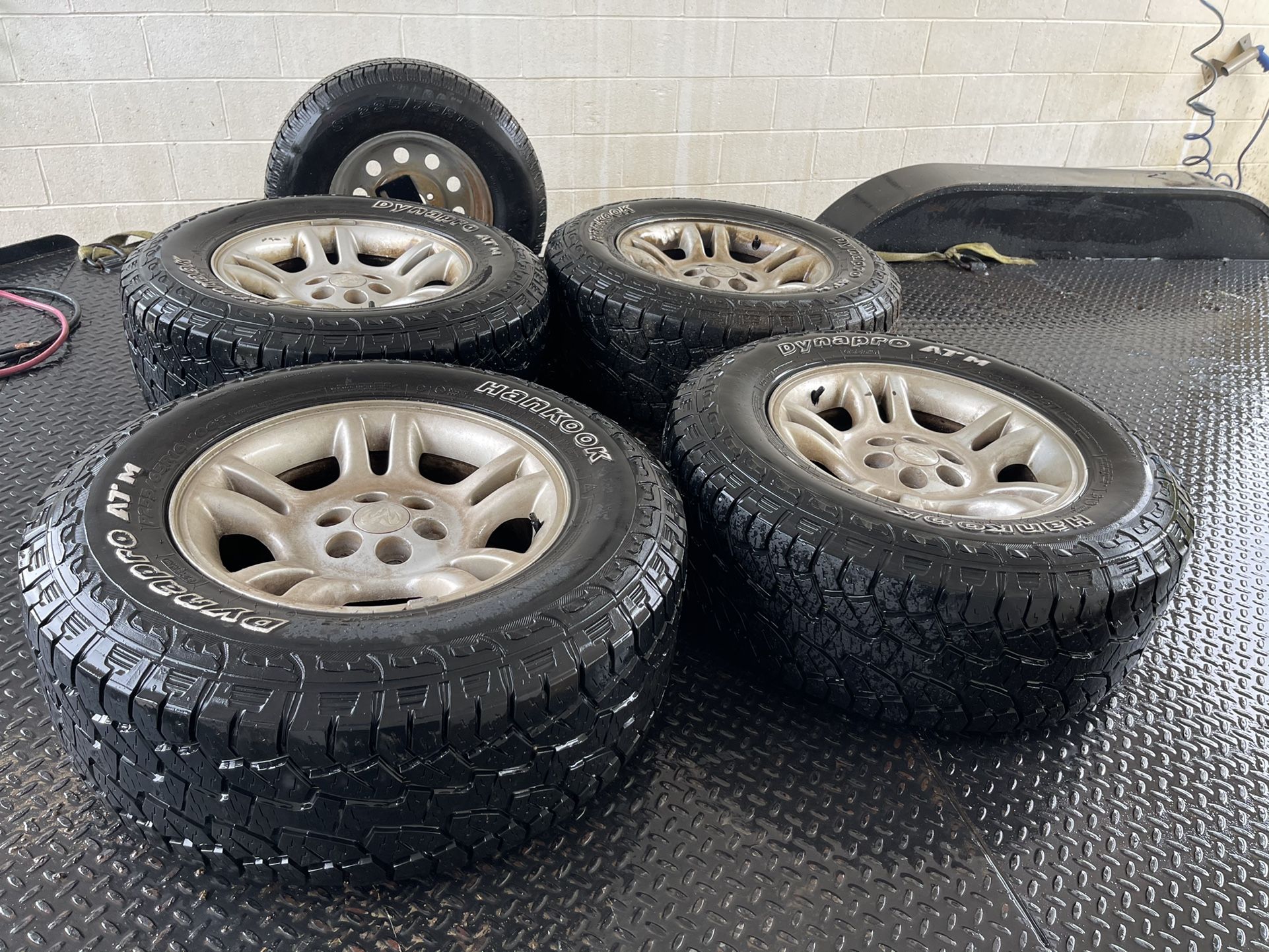 255/65/16 Hankook Dynaptic Tires And Wheels