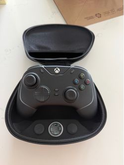 Wolverine V2 Xbox controller