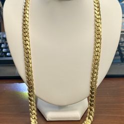 14kt yellow Gold heavy men’s Cuban Chain