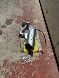 Dummy security camera
