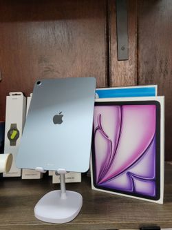 10% off up to 50$ discount Valid Until June 30th - Apple - iPad Air 4 10.9" (WiFi) (Used - Small Dot Screen)
