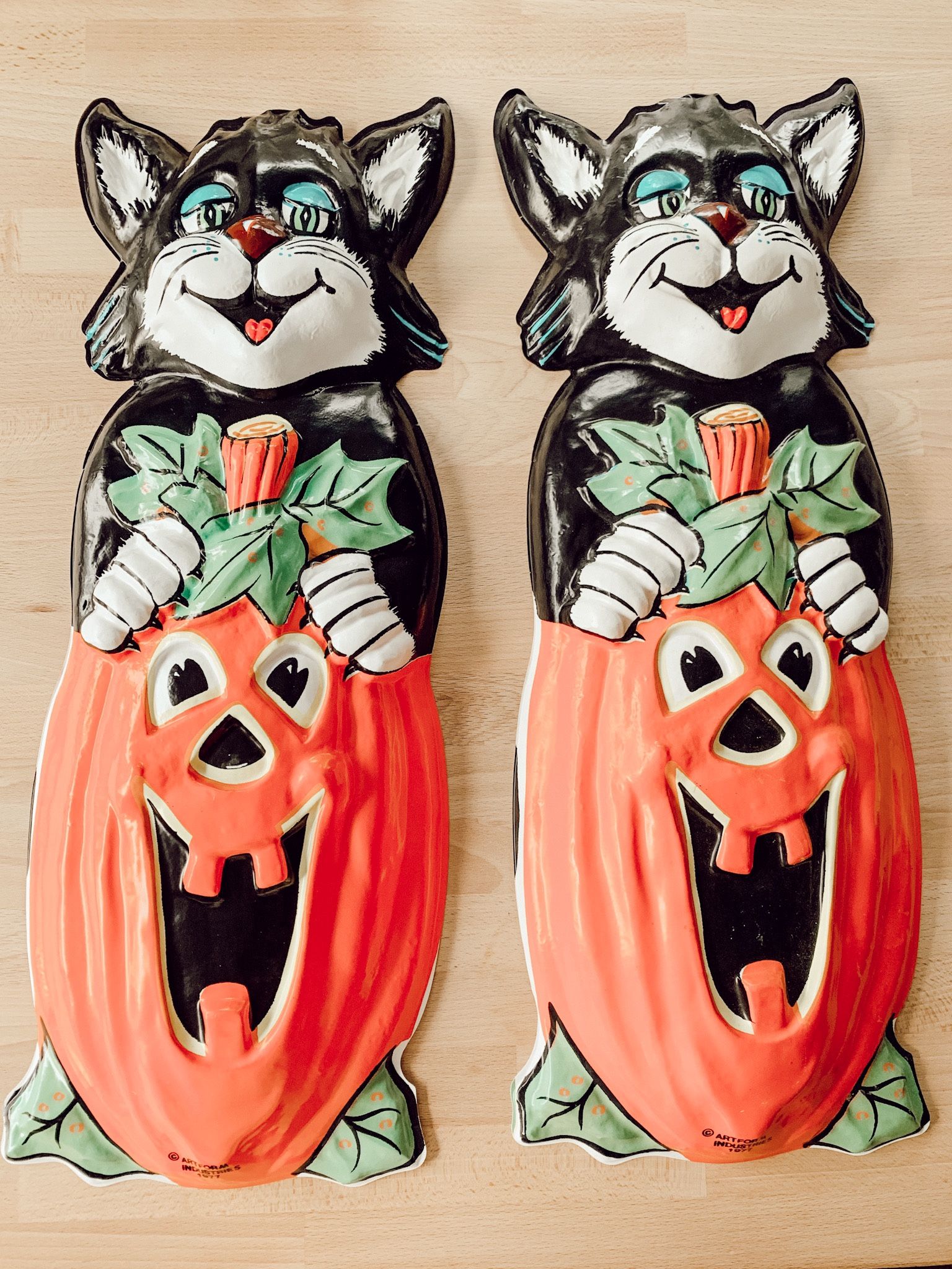 Vintage 1977 Artform Industries Cat on Pumpkin Vacuform Halloween Plastic Decoration Display Jack O Lantern Black Cat Collector
