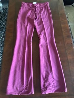 Alo Flare Leg Pants – Size Medium
