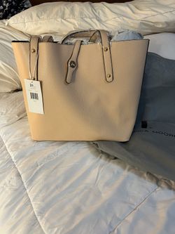 Vanessa Williams Bucket Purse