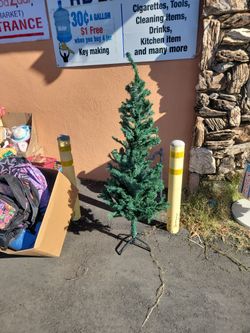 Christmas Tree 4feet Tall
