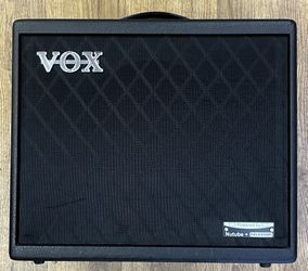 VOX CAMBRIDGE 50 1x12” GUITAR AMPLIFIER COMBO W/EFFECTS 50 WATTS