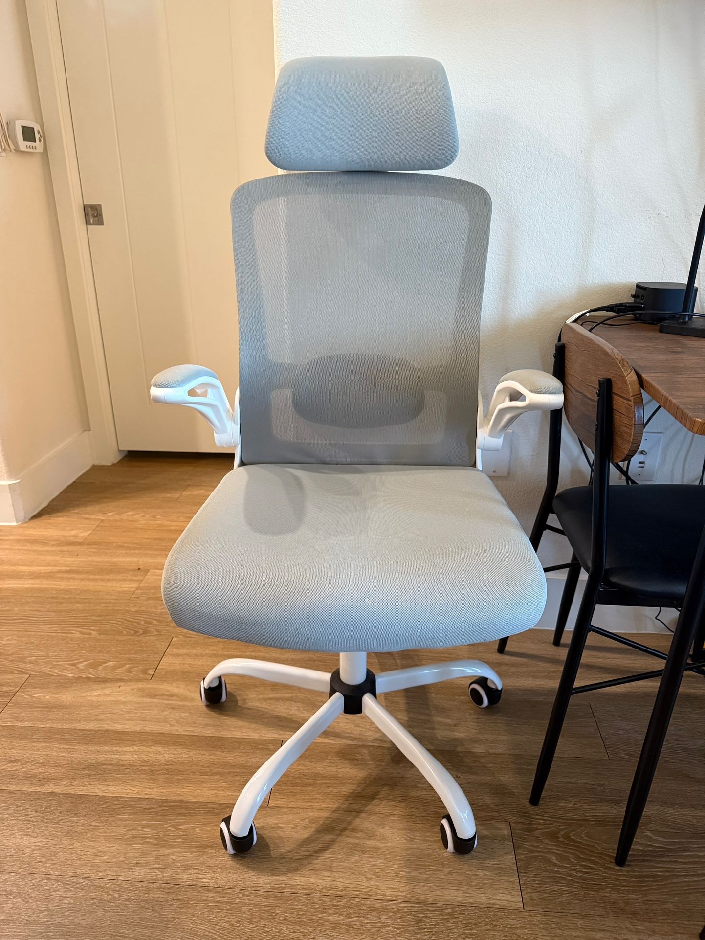 Economic Office Desk Chair