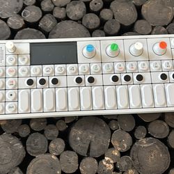 Teenage Engineering Op-1 Synth