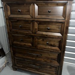 5-Drawer Chest