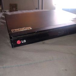 LG  Blu Ray DVD Player