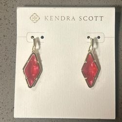 New Kendra Scott Pink Stone Earrings 