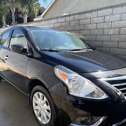 2016 Nissan Versa 98k odo, minor body dmg