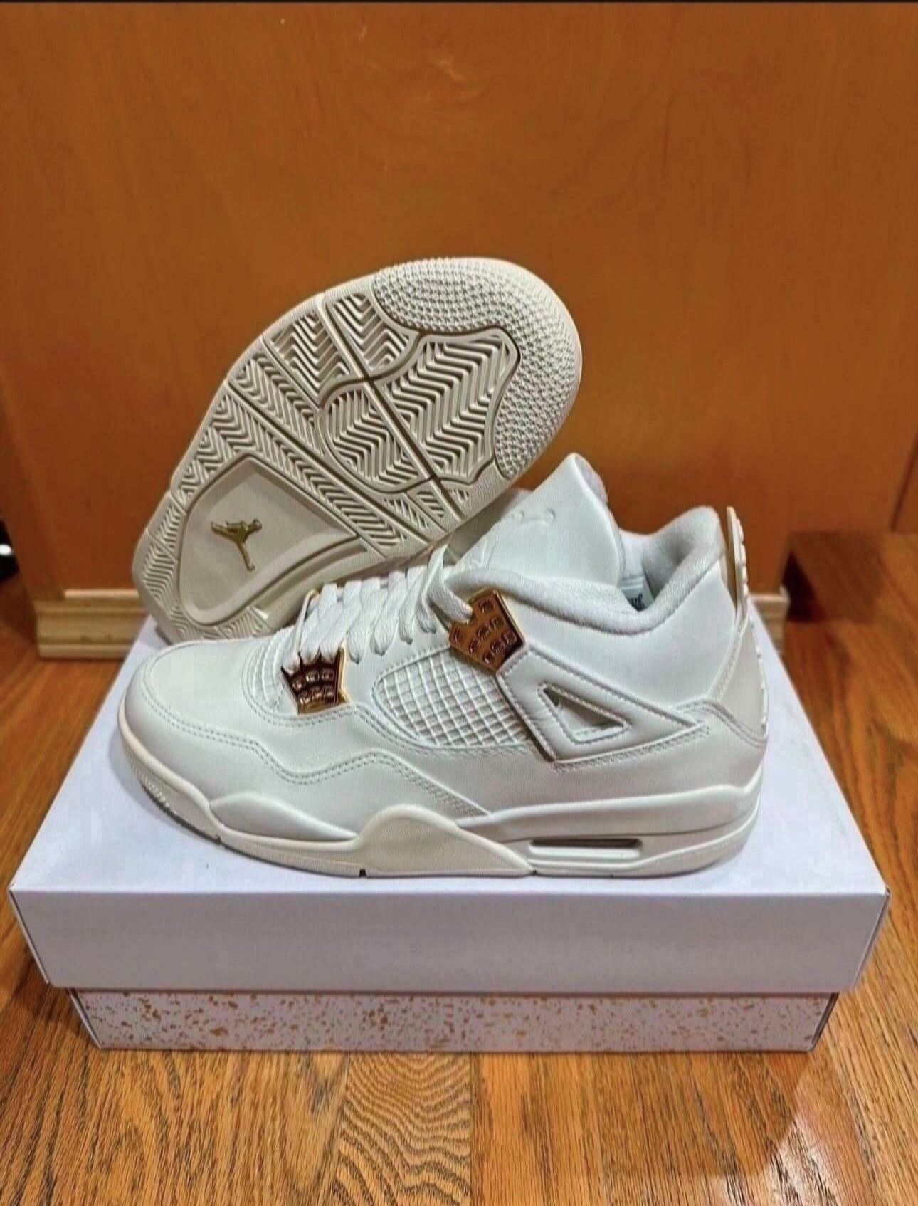 Air Jordan 4 Retro Metallic Gold AQ9129-170 Women Size 9 Brand New